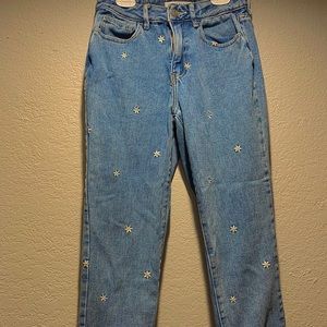 DAISY MOM JEANS!